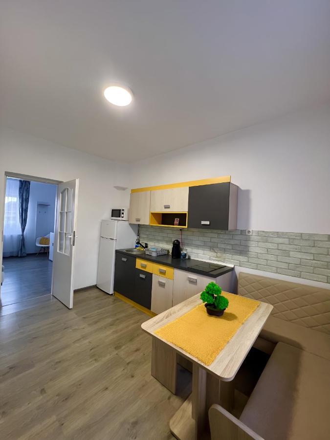 Salt Mine Retreat - Free Parking Apartment Turda Exterior foto