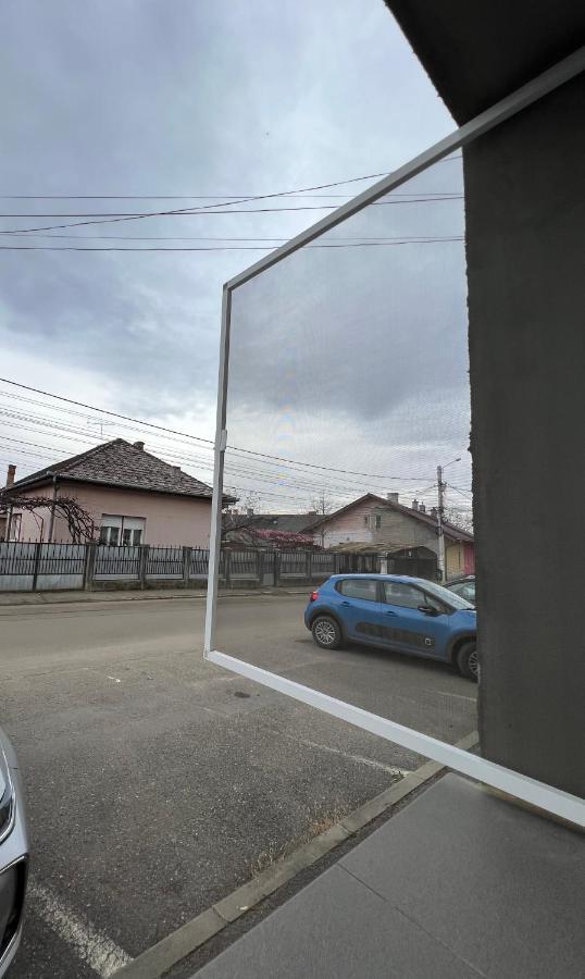 Salt Mine Retreat - Free Parking Apartment Turda Exterior foto